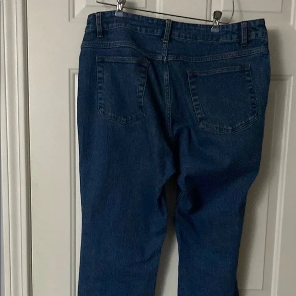 Riders by Lee Blue Cropped Jeans - Picture 4 of 5